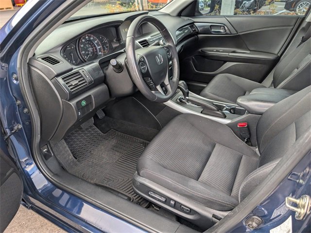 Used 2015 Honda Accord Sport image 6