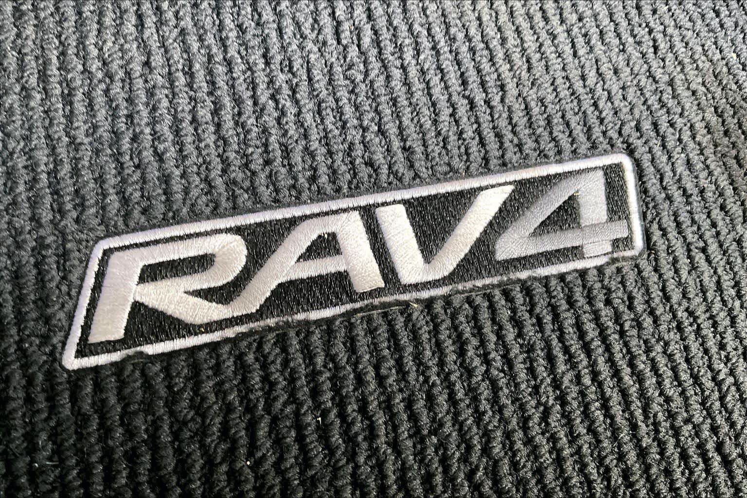 Used 2025 Toyota RAV4 XLE Premium w/ Weather Package AWD/4WD image 29