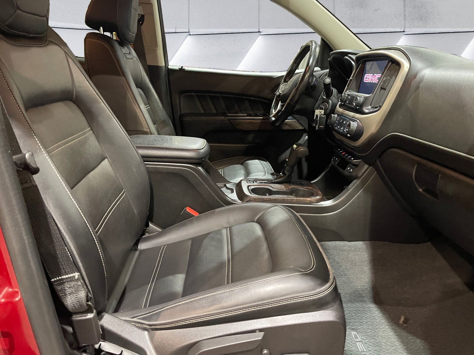 Used 2021 GMC Canyon Denali AWD/4WD image 16
