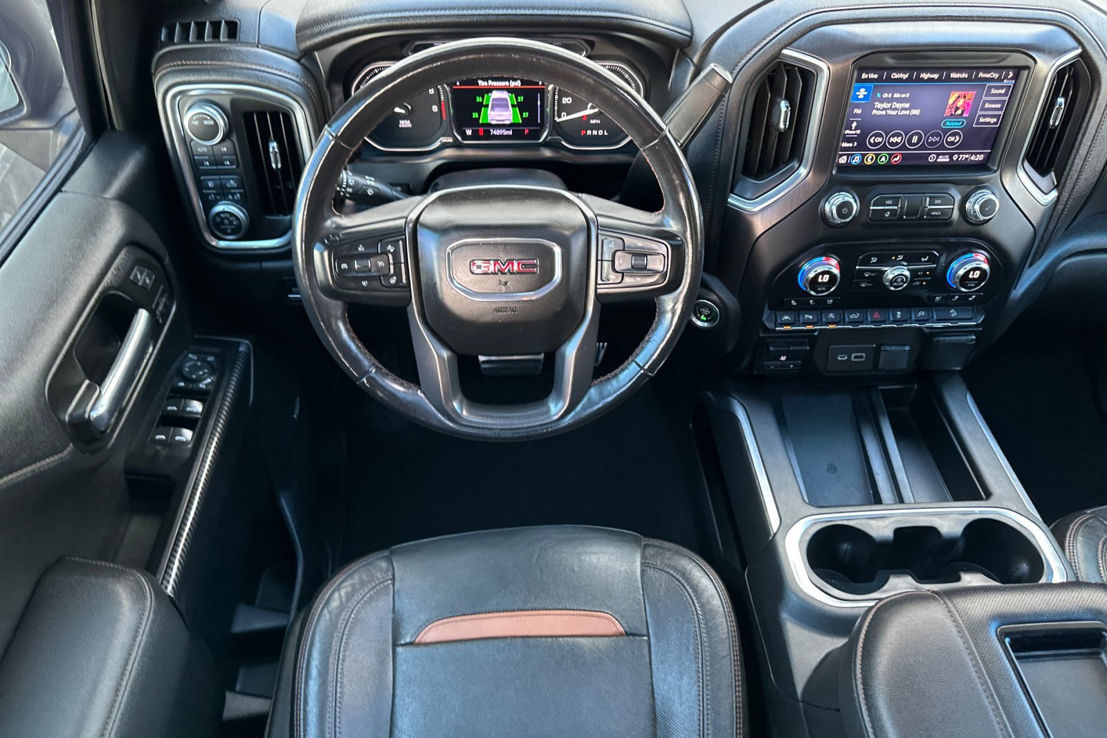 Used 2020 GMC Sierra 1500 AT4 w/ AT4 Premium Package AWD/4WD image 16