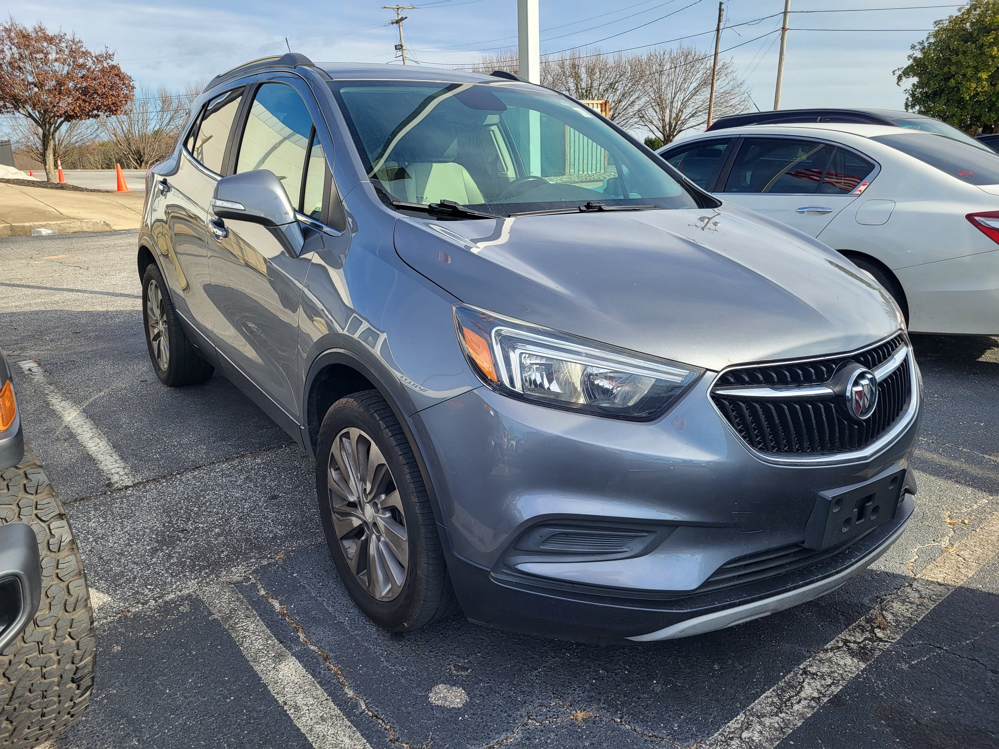 Used 2019 Buick Encore Preferred image 3