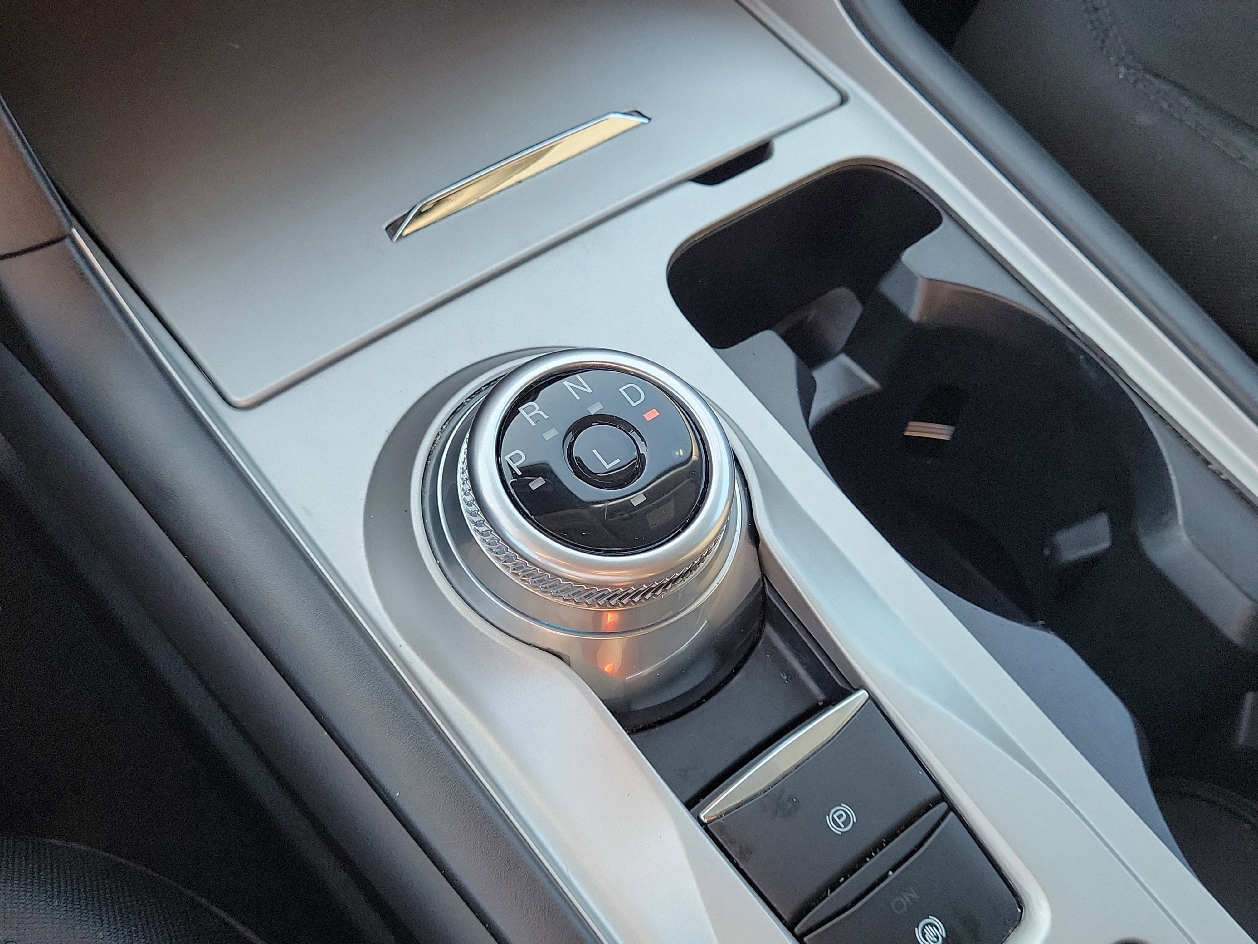 Used 2023 Ford Explorer XLT image 20