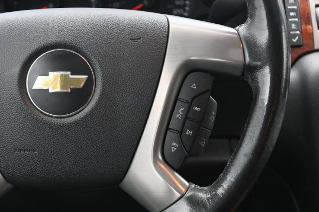 Used 2013 Chevrolet Suburban LTZ AWD/4WD image 20