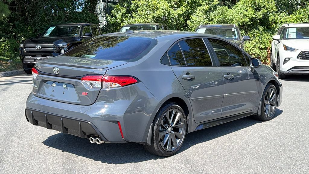 Used 2025 Toyota Corolla SE FWD image 4