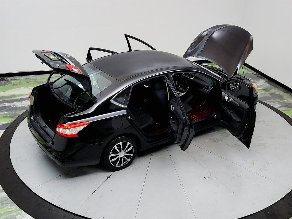 Used 2014 Nissan Sentra S FWD image 34