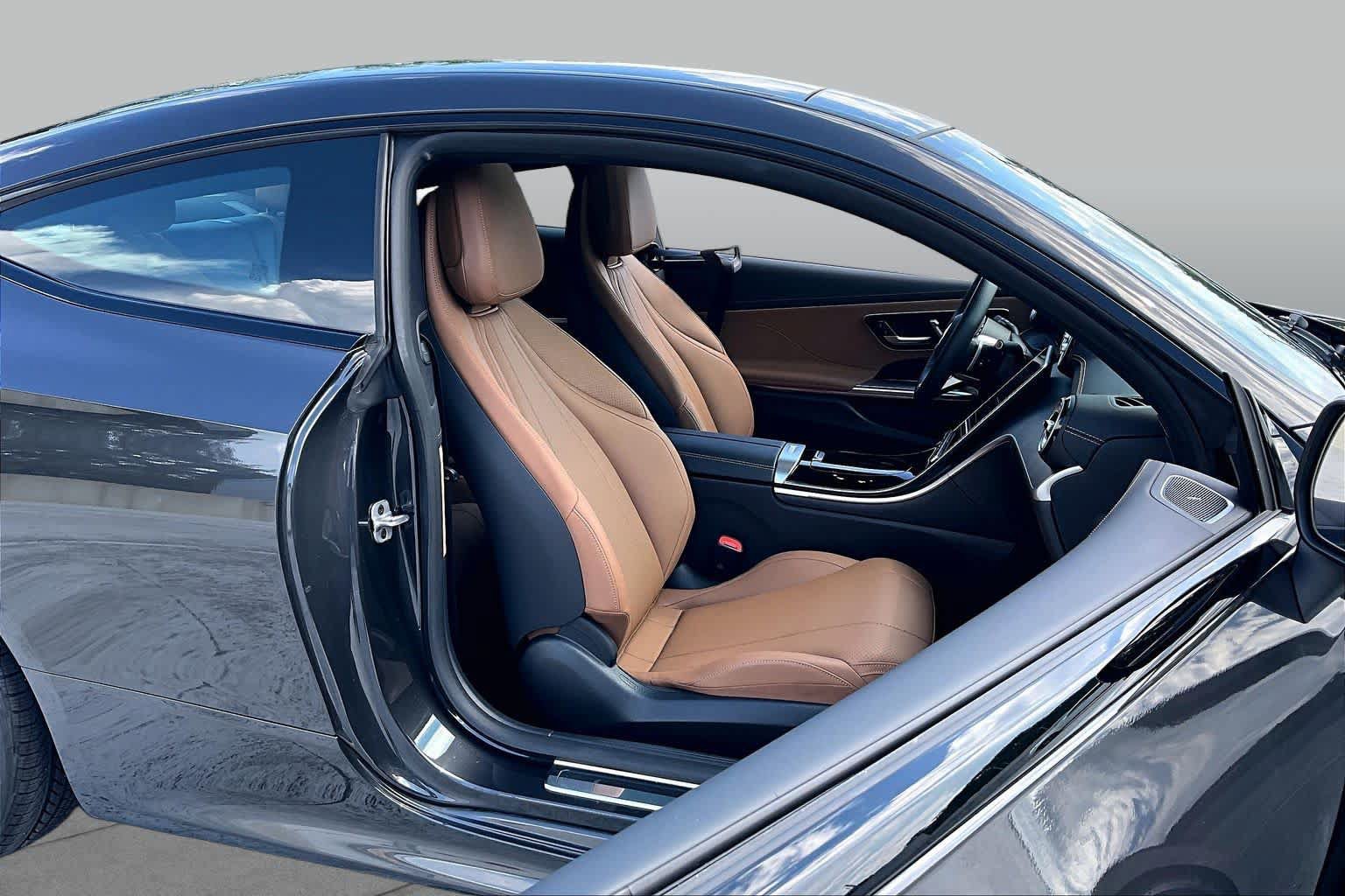 Used 2024 Mercedes-Benz CLE 450 4MATIC Coupe image 17