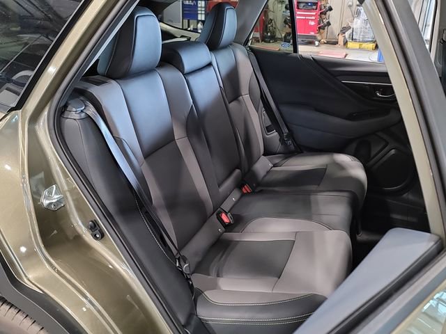 Used 2023 Subaru Outback Onyx Edition AWD/4WD image 35