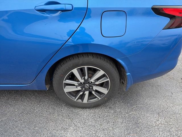 Used 2021 Nissan Versa SV image 9