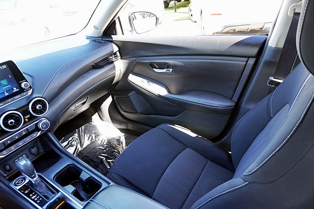 Used 2024 Nissan Sentra SV FWD image 30