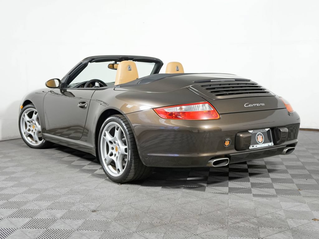 Used 2008 Porsche 911 Carrera RWD image 3