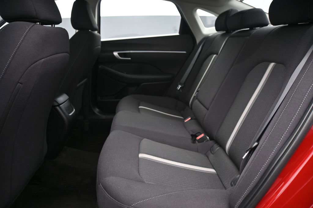 Certified 2025 Hyundai Sonata SEL FWD image 11