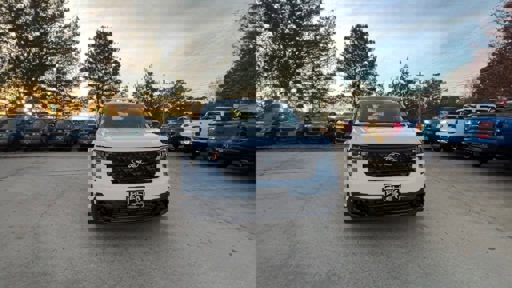 New 2026 Ford Maverick XLT w/ XLT Luxury Package image 9