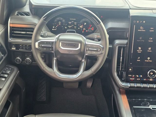 Used 2026 GMC Yukon XL Denali w/ Denali Reserve Package RWD image 17