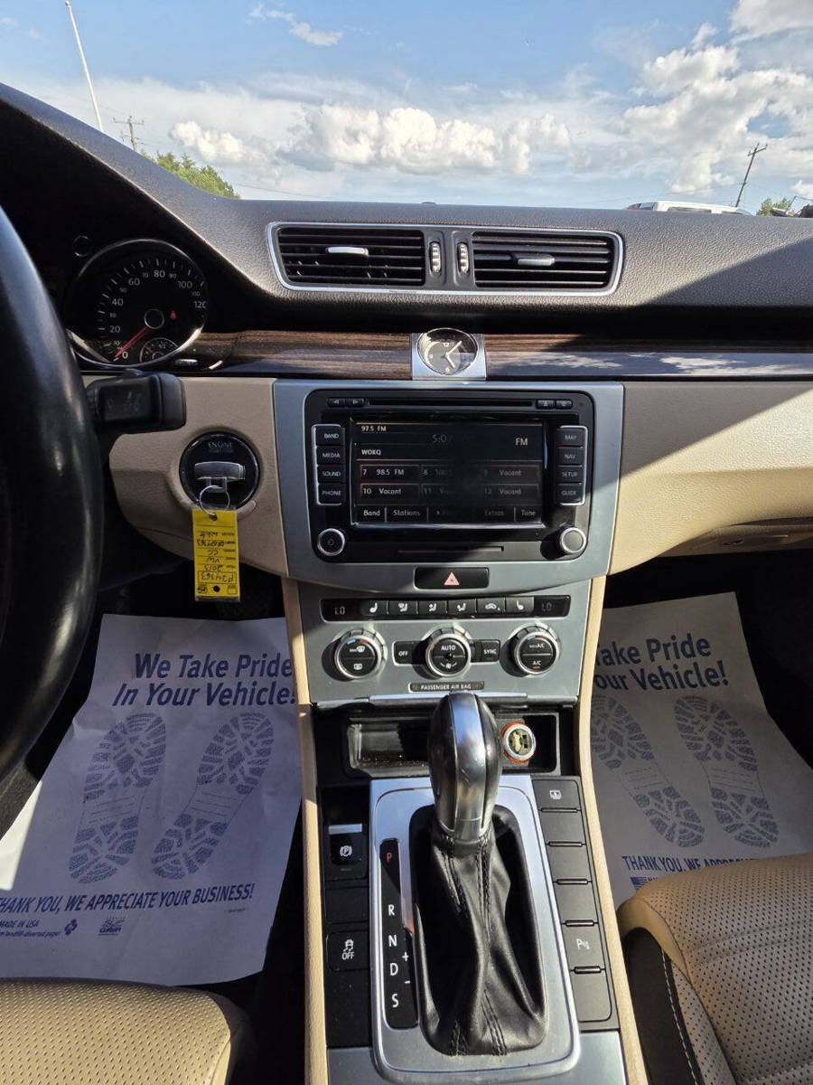Used 2013 Volkswagen CC Executive AWD/4WD image 21