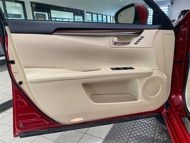 Used 2015 Lexus ES 350 image 12