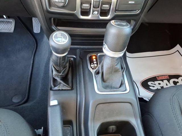 Used 2022 Jeep Wrangler Unlimited Sport AWD/4WD image 12
