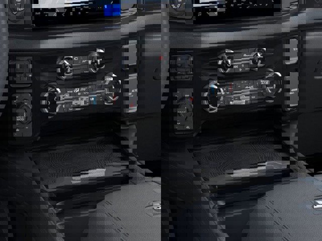 New 2026 Ford F350 Platinum w/ FX4 Off-Road Package image 44