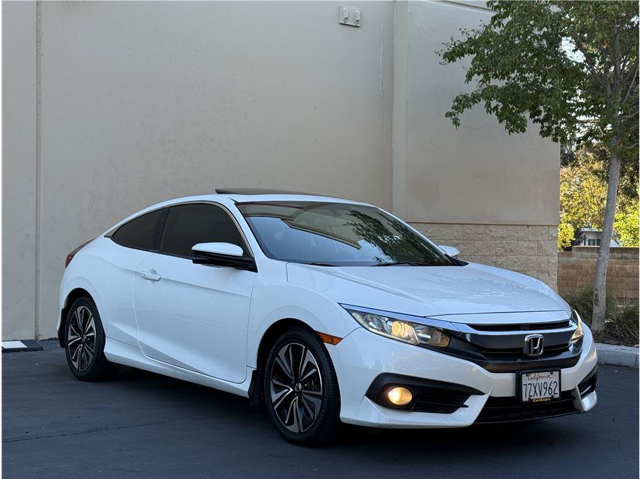 Used 2017 Honda Civic EX-T image 1