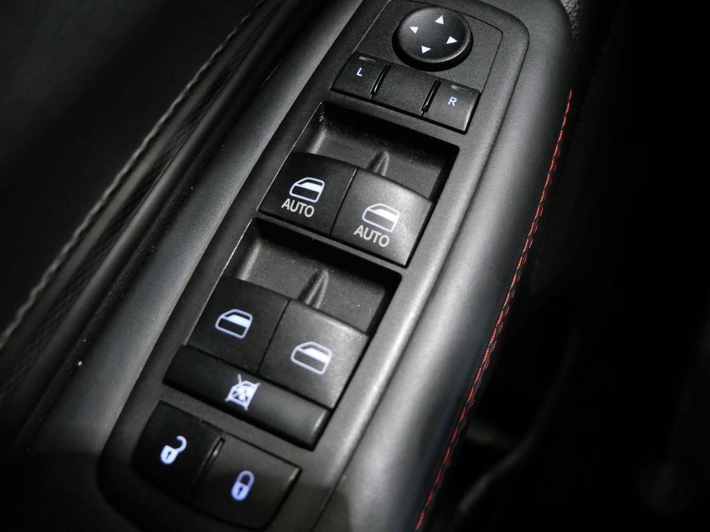 Used 2023 Dodge Durango R/T w/ Tow 'N Go Package AWD/4WD image 14
