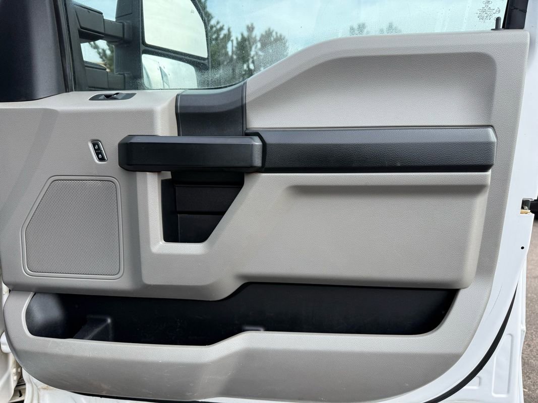 Used 2017 Ford F250 XL w/ Power Equipment Group AWD/4WD image 28