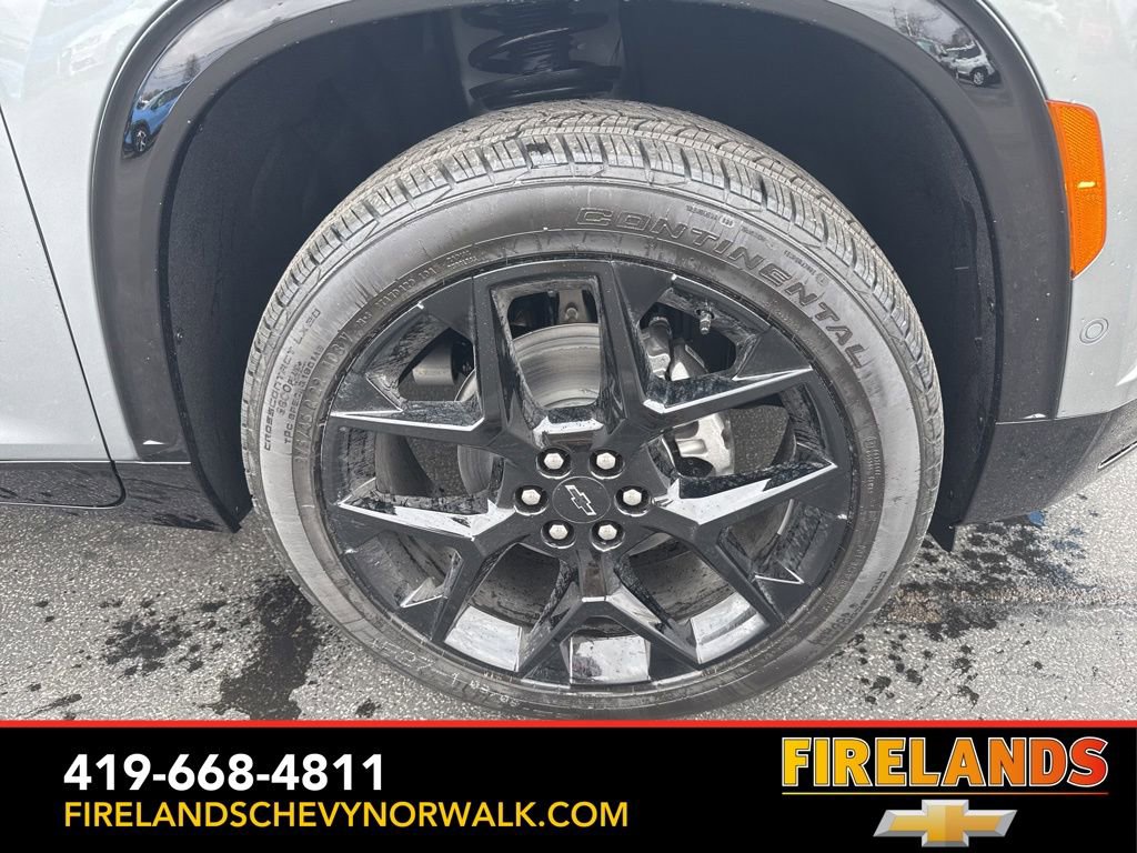 New 2026 Chevrolet Traverse RS w/ LPO, Floor Liner Package image 23
