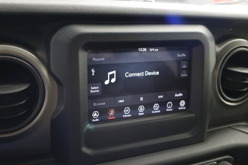 Used 2019 Jeep Wrangler Unlimited Sport w/ Technology Group AWD/4WD image 20
