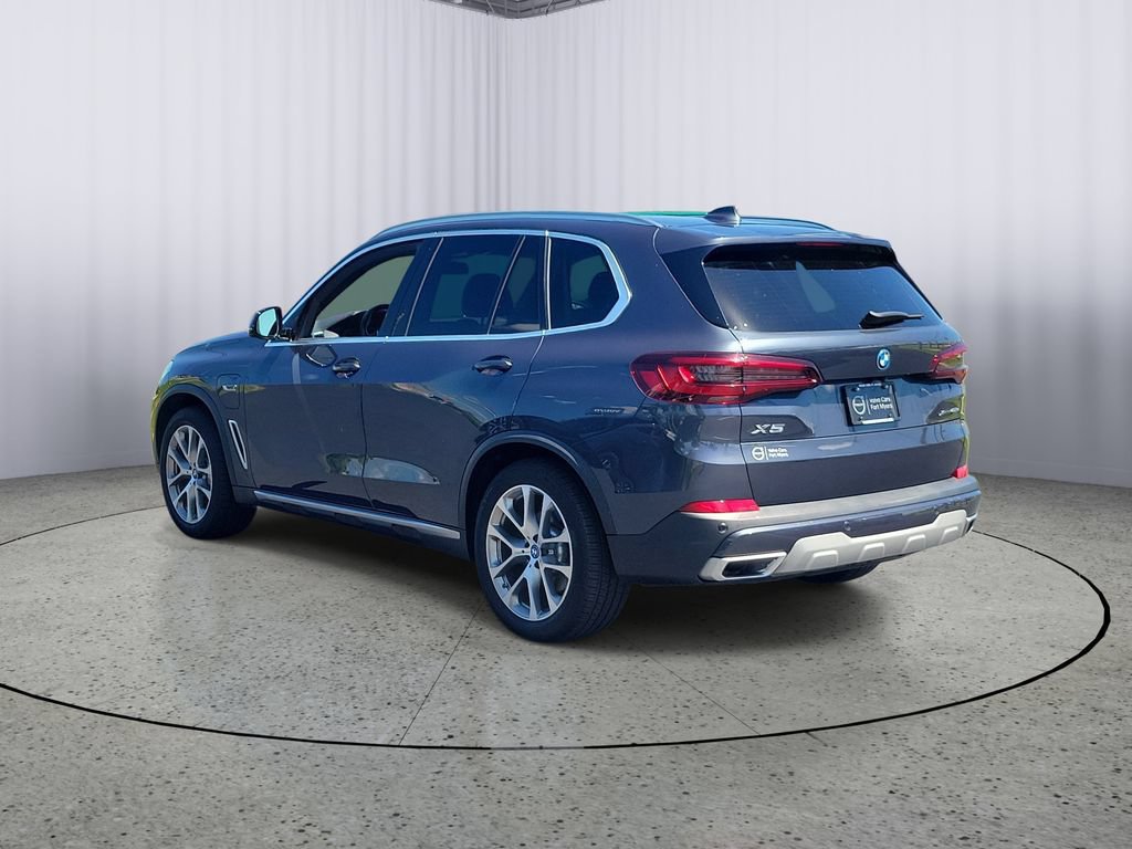 Used 2022 BMW X5 xDrive45e w/ Climate Comfort Package AWD/4WD image 3