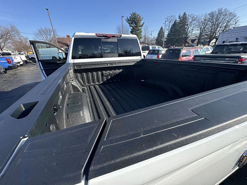 New 2026 GMC Sierra 2500 AT4X w/ LPO, Black Badging Package image 23