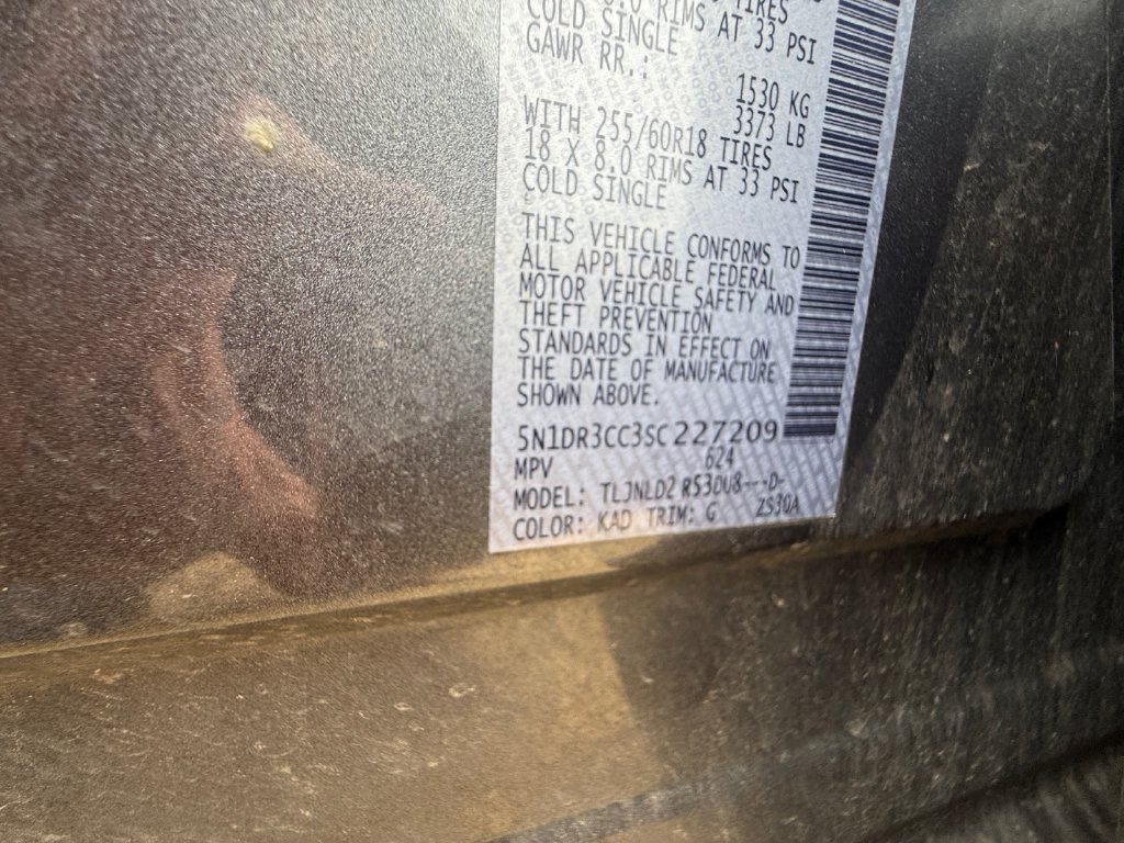 Used 2025 Nissan Pathfinder SL AWD/4WD image 44