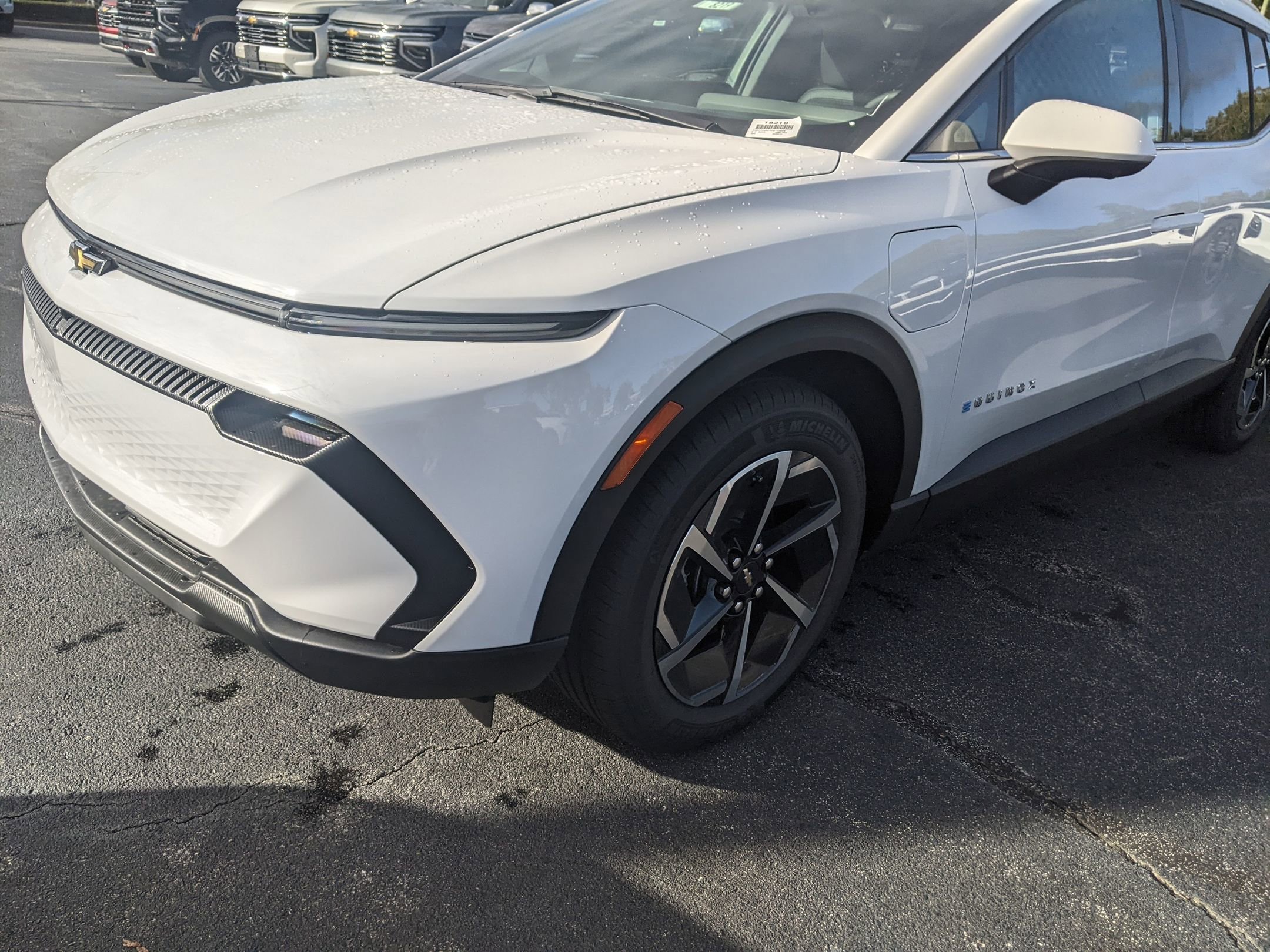 New 2026 Chevrolet Equinox EV LT image 10