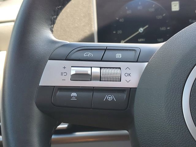 Certified 2025 Hyundai Tucson SEL FWD image 13