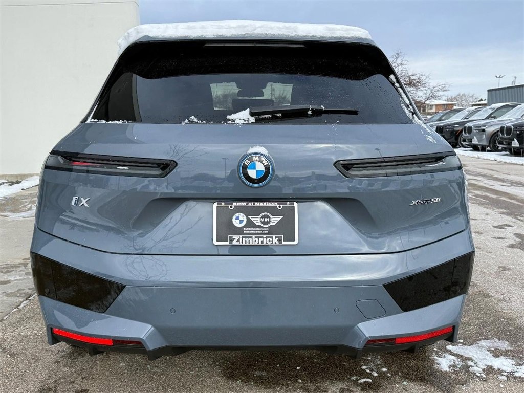 Used 2024 BMW iX xDrive50 w/ Sport Package image 4