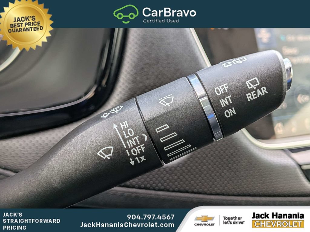 Certified 2024 Cadillac XT5 Luxury FWD image 33