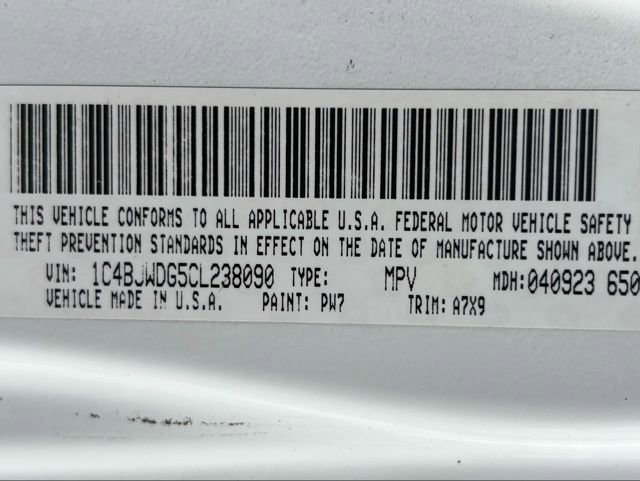 Used 2012 Jeep Wrangler Unlimited Sport image 26