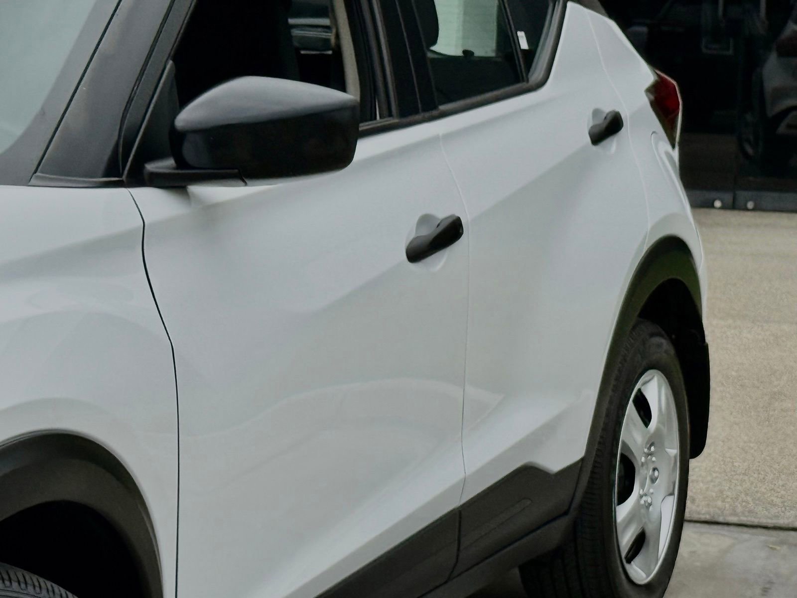 Used 2024 Nissan Kicks S FWD image 4