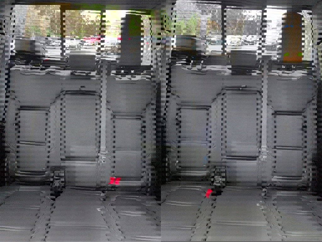 Used 2020 Chevrolet Silverado 1500 RST w/ All-Star Edition image 27