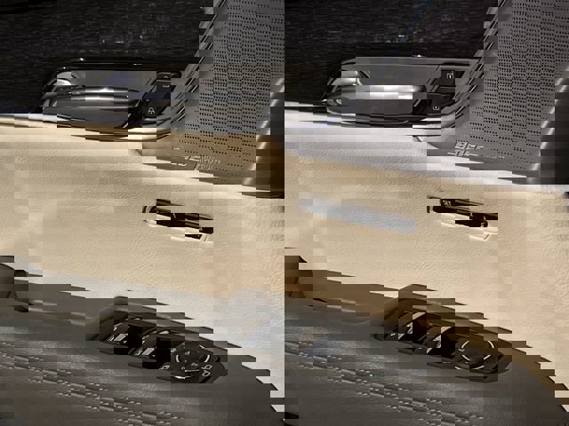 Certified 2023 Cadillac XT6 Premium Luxury image 22