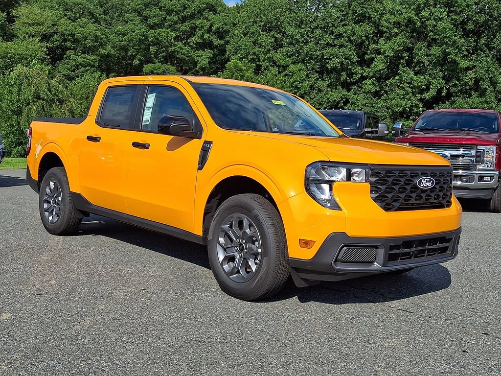 New 2026 Ford Maverick XLT w/ Equipment Group 301A