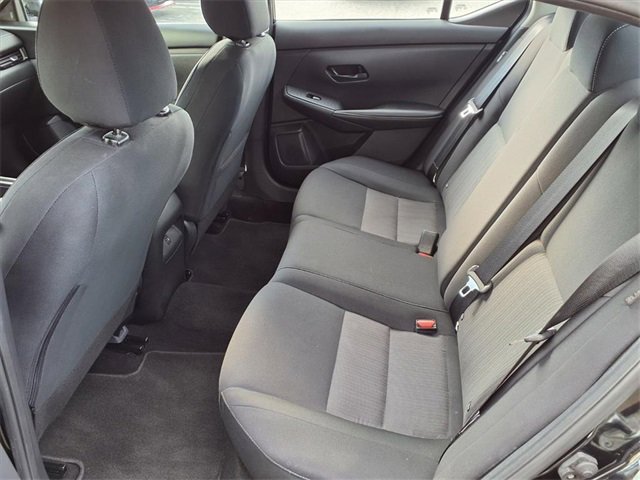 Used 2025 Nissan Sentra SV image 16