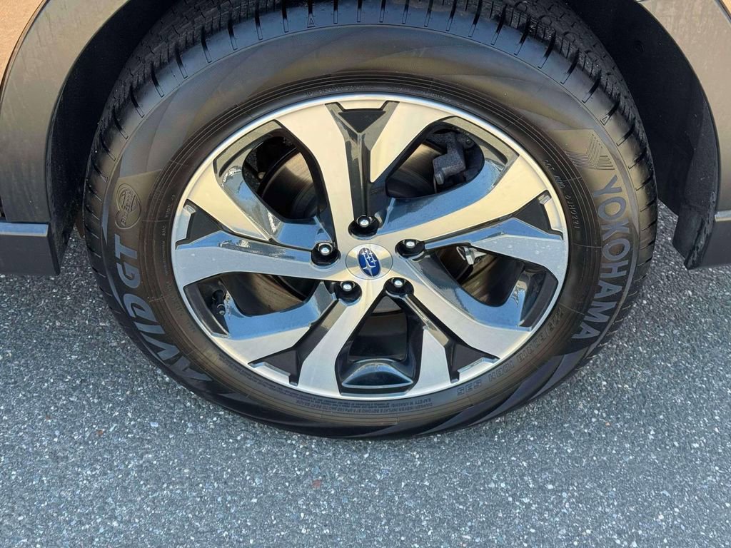 Used 2022 Subaru Outback Limited image 12