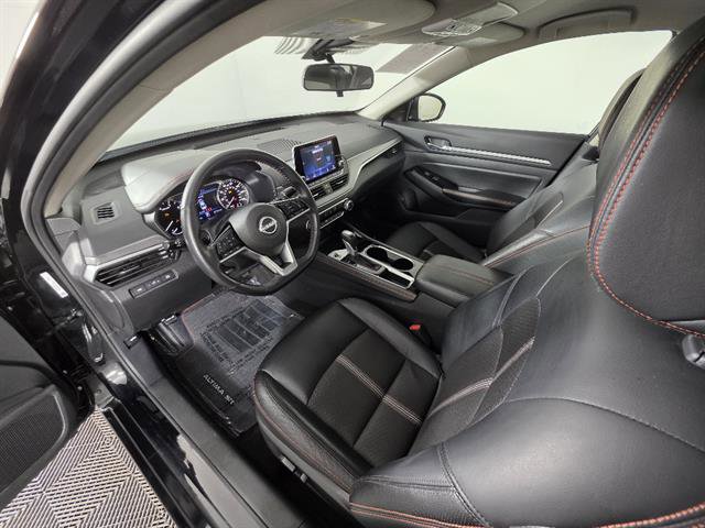 Used 2024 Nissan Altima 2.5 SR FWD image 26