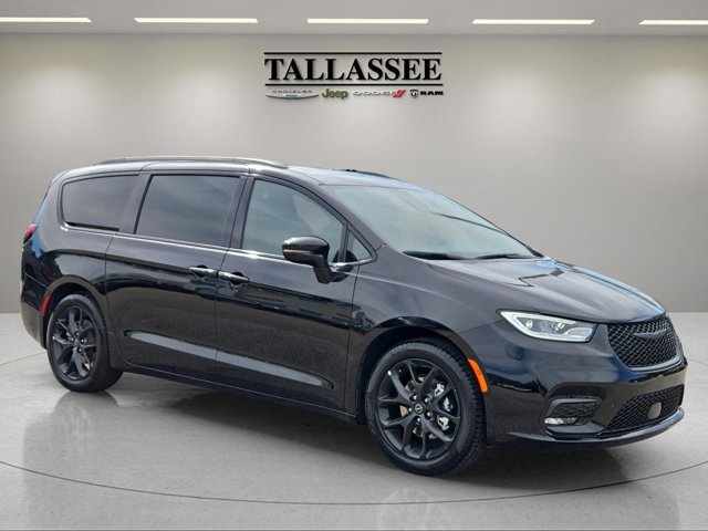 New 2026 Chrysler Pacifica Limited w/ S Appearance Package image 5