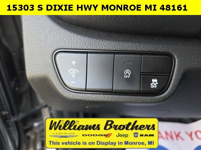 Used 2024 Kia Seltos S image 12