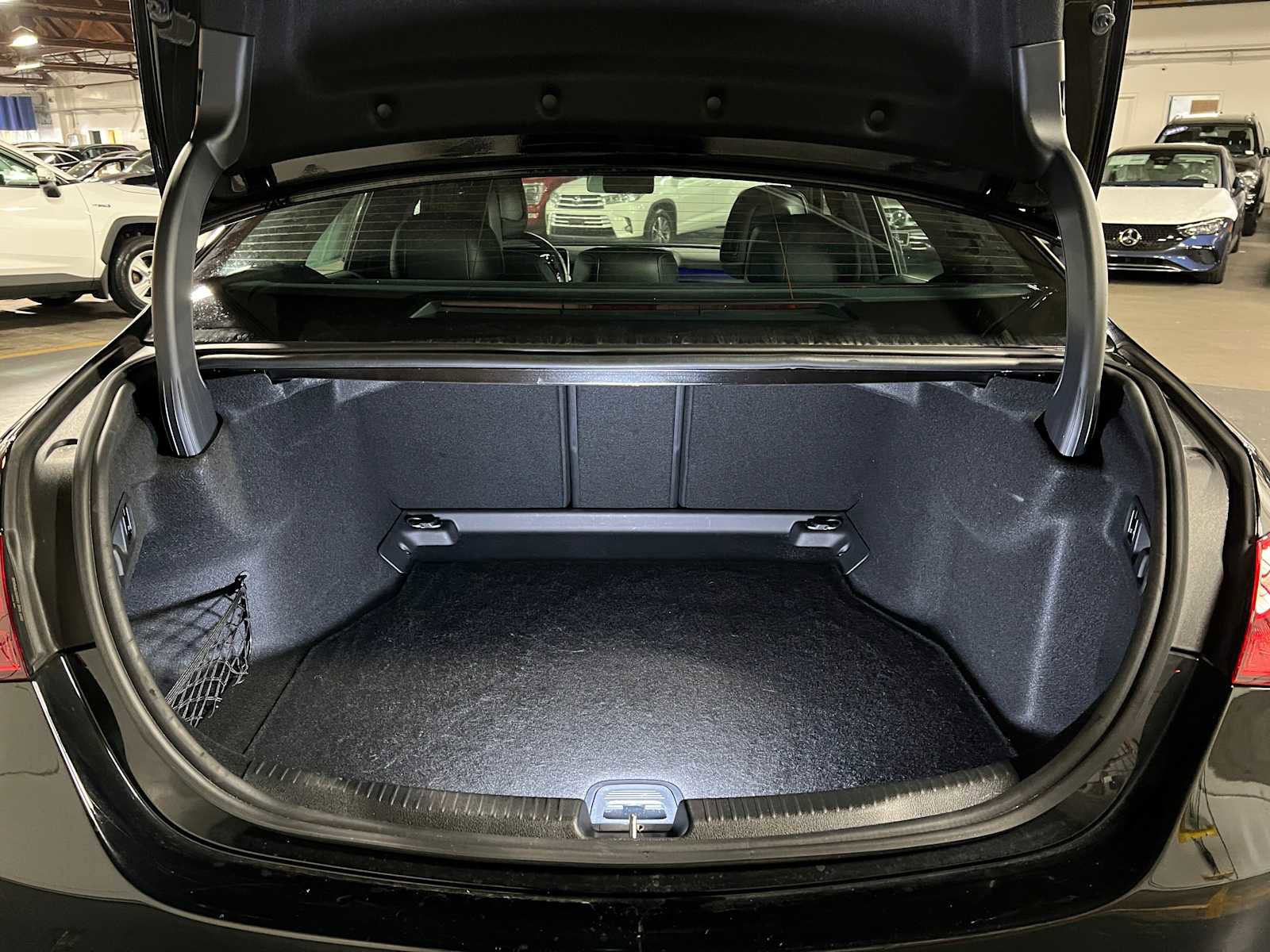 Used 2024 Mercedes-Benz C 300 4MATIC Sedan image 16