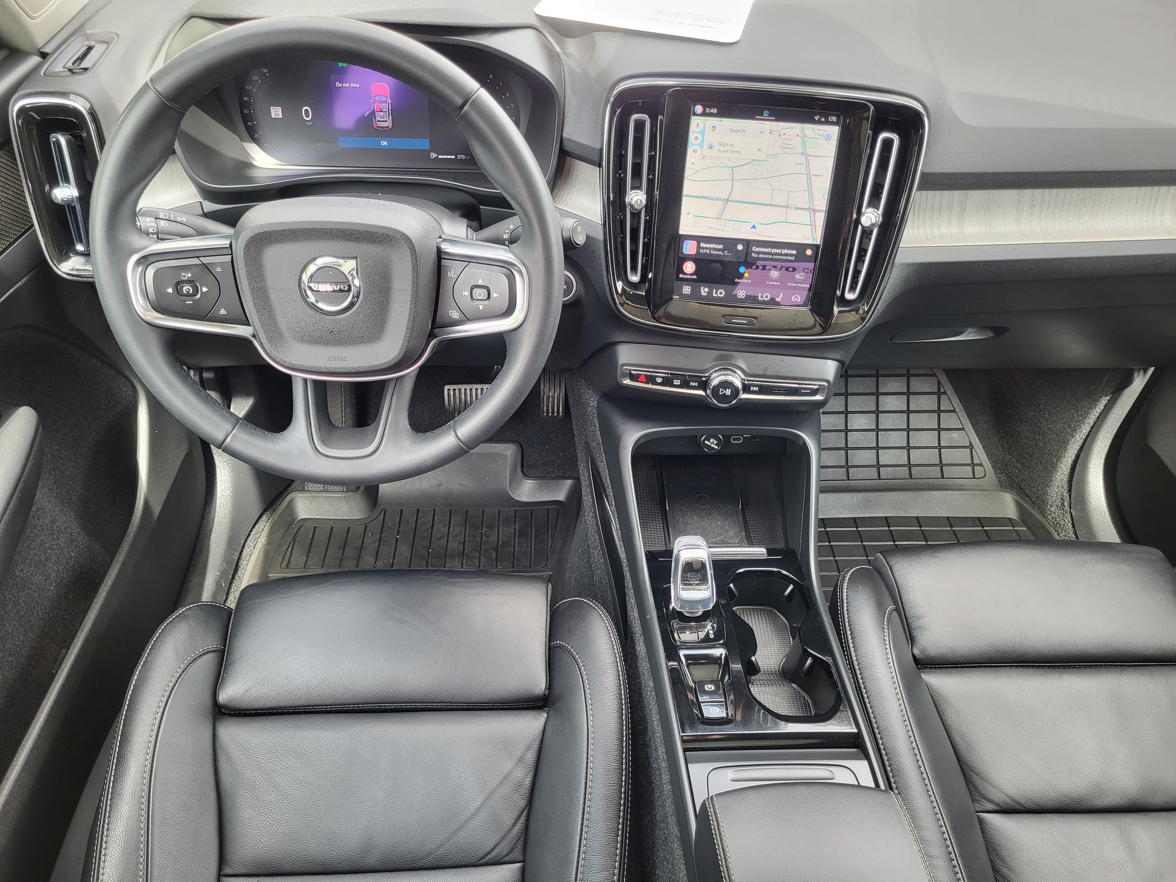 Certified 2023 Volvo XC40 B5 Plus w/ Driver Assist Package AWD/4WD image 22