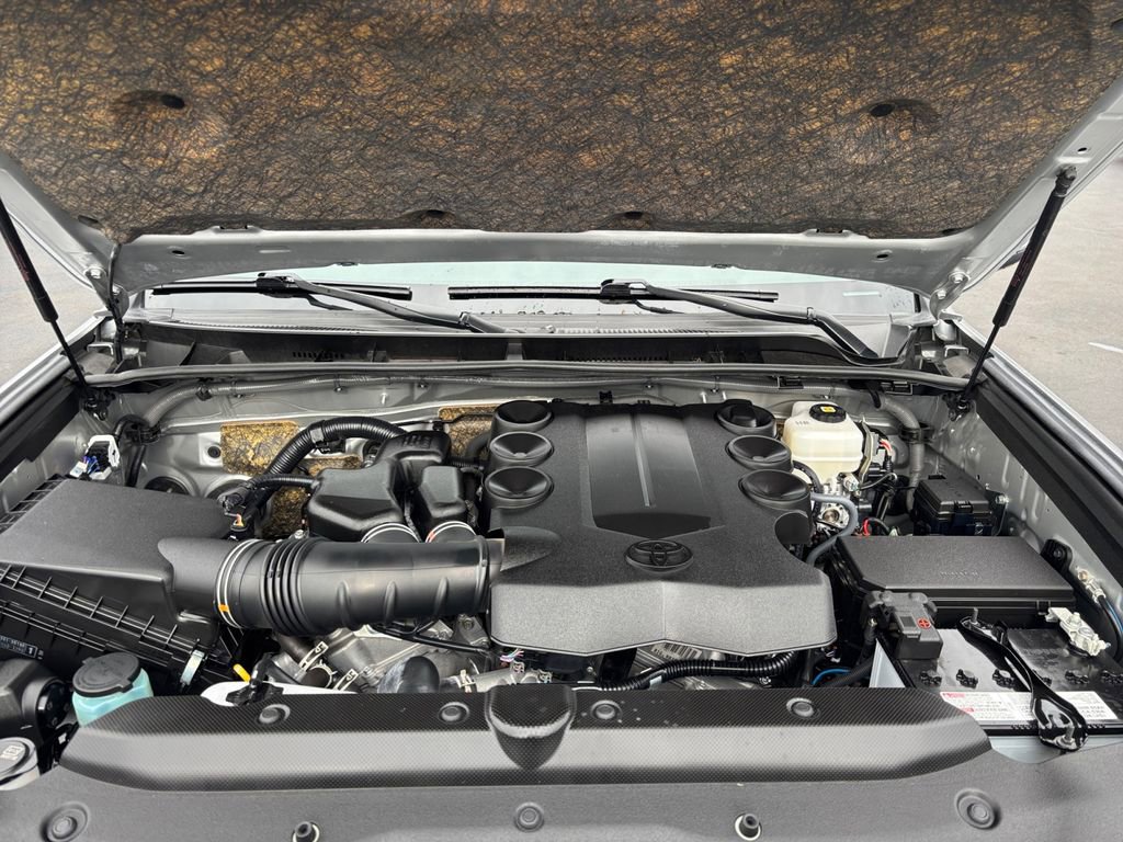 Used 2024 Toyota 4Runner SR5 Premium w/ Moonroof Package image 31