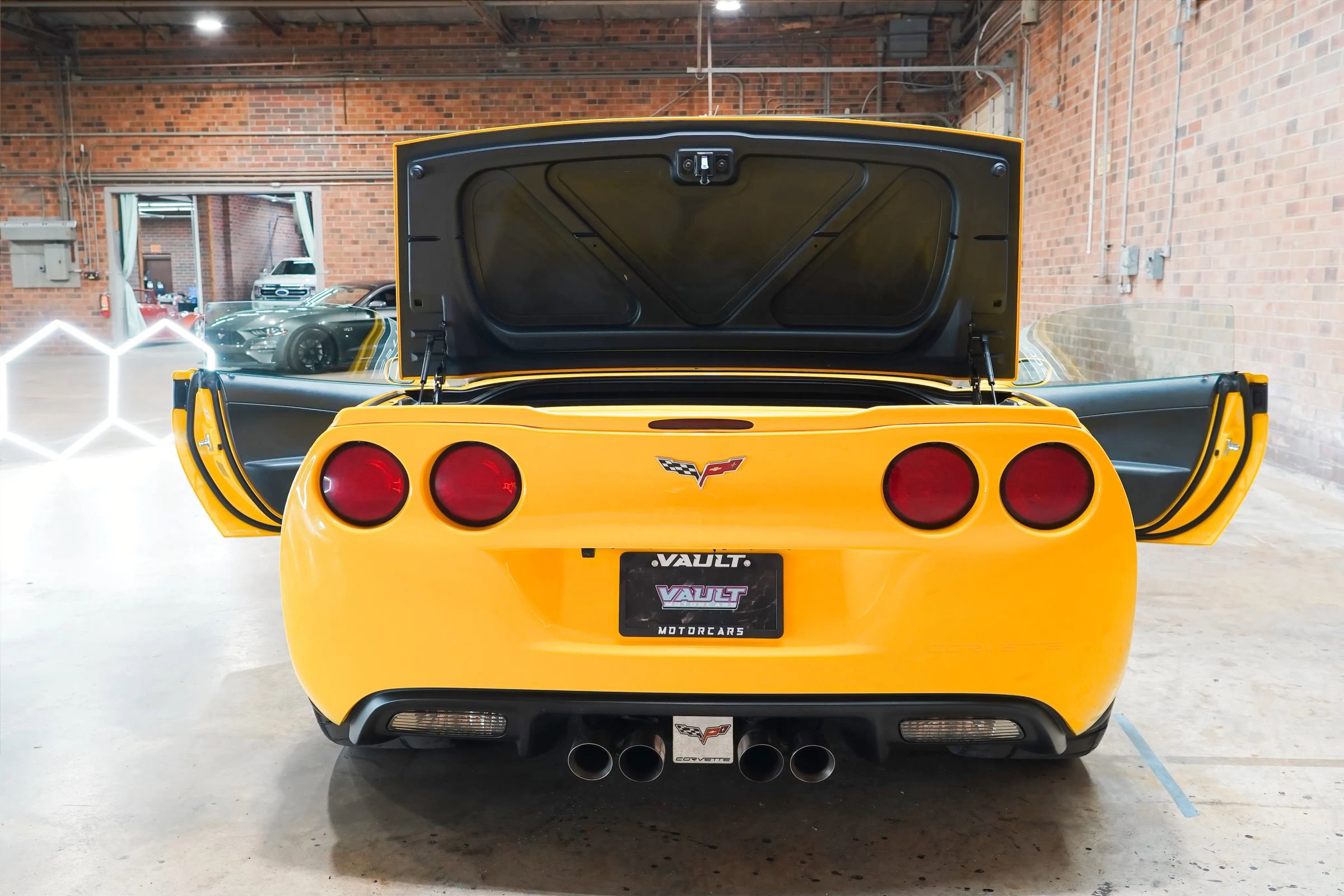 Used 2010 Chevrolet Corvette Grand Sport w/ Preferred Equipment Group RWD image 37