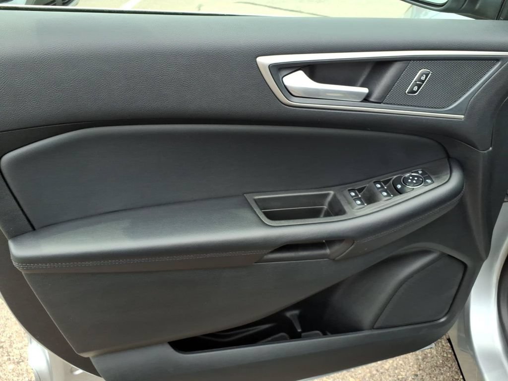 Certified 2024 Ford Edge SEL w/ Convenience Package AWD/4WD image 12