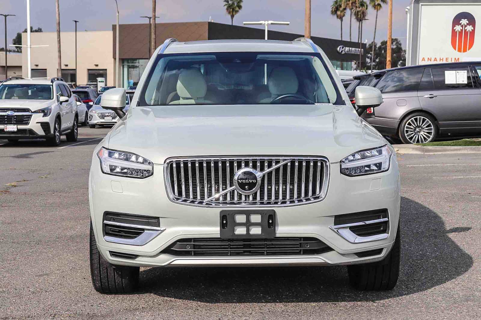 Used 2020 Volvo XC90 T8 Inscription w/ Protection Package Premier image 2