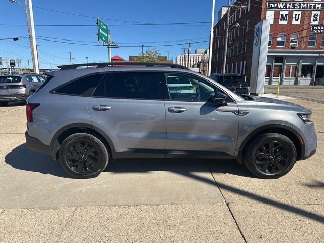 Used 2023 Kia Sorento S w/ Panoramic Sunroof Package image 8